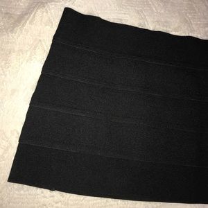 FOREVER 21 Black Mini Skirt [Size M]